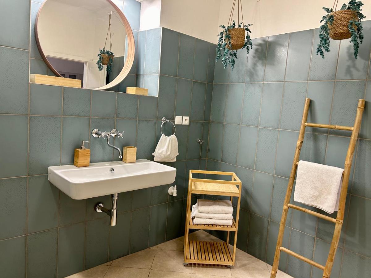 Almond Studio Apartment Pozsony Kültér fotó